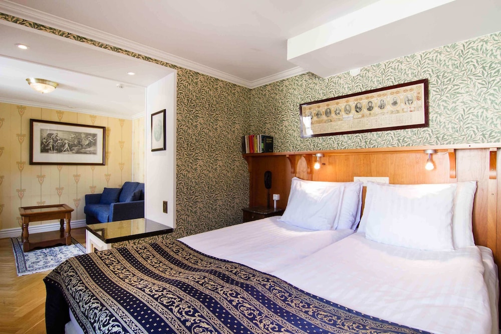 Mayfair Hotel Tunneln 12