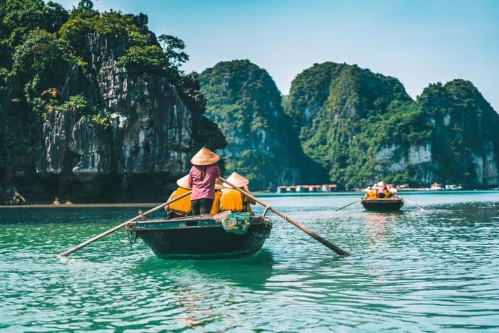 Verdure Lotus Classic Cruise on Lan Ha Bay