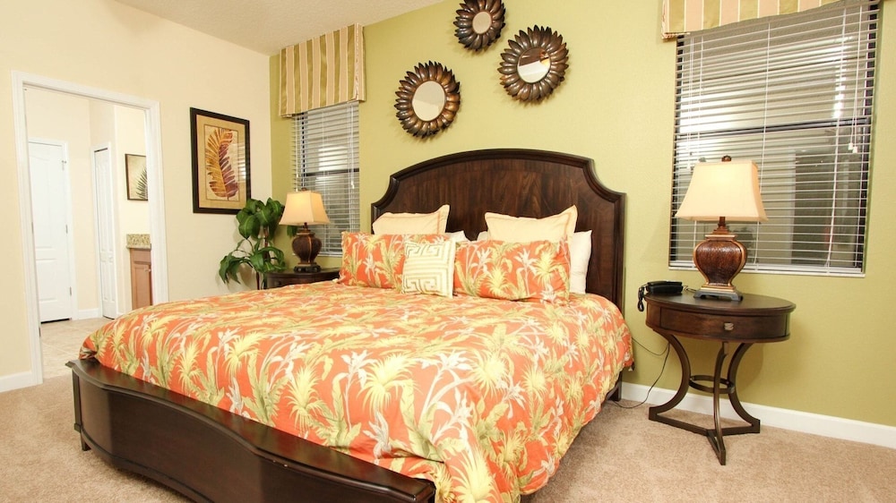 Championsgate Resort 7 Bedroom Home with Pool 7 Home