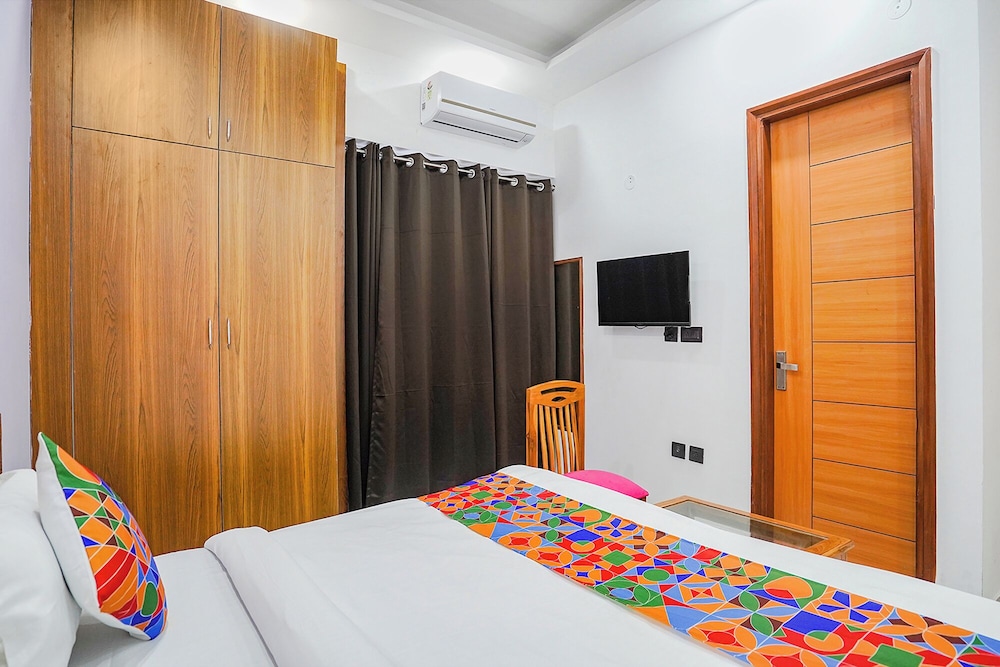 FabHotel Grihum 56