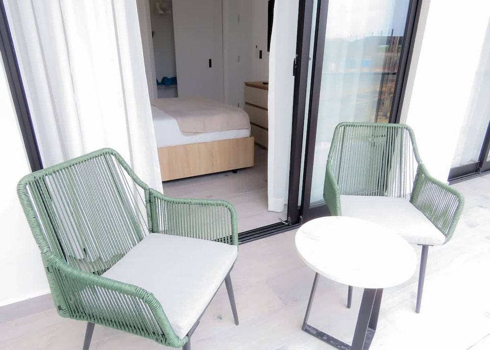 NOK Spectacular 1 BR by Vistacana Rentals
