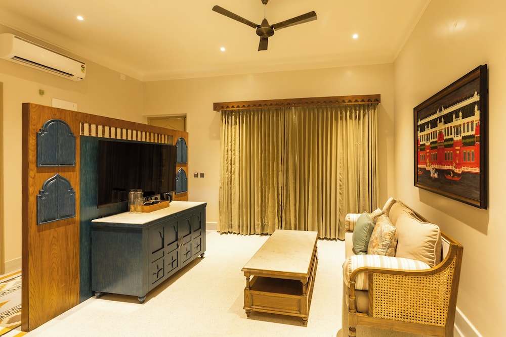 DEV BAGH LUXURIOUS PRIVATE SUITES