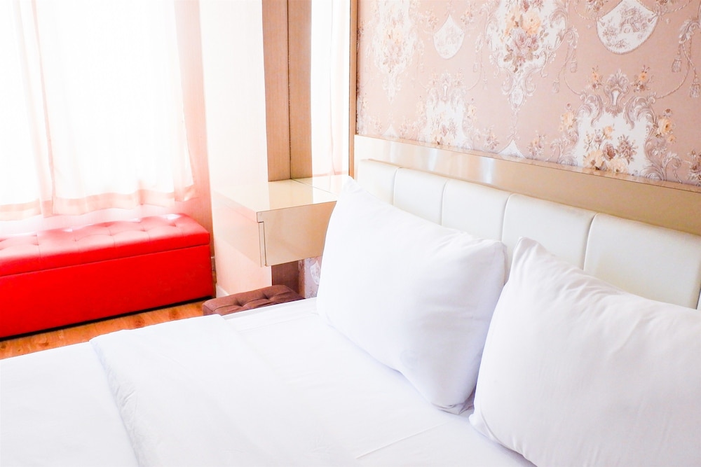 Modern Furnished Studio Room Cinere Bellevue Suites Apartment, Depok - 15