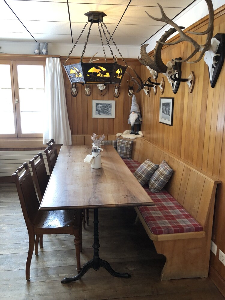 Spinas Gasthaus Val Bever - Hostel
