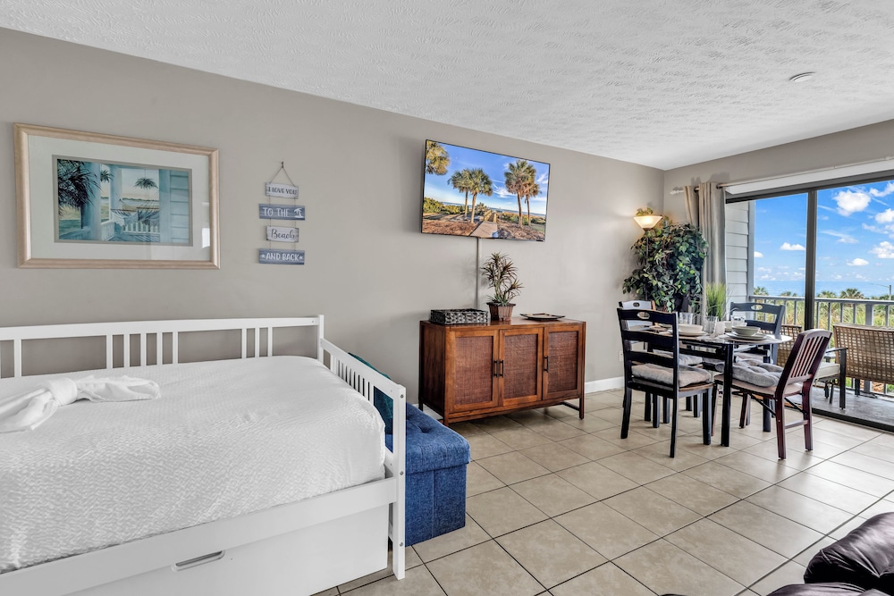 Bluewater Resort 307AB