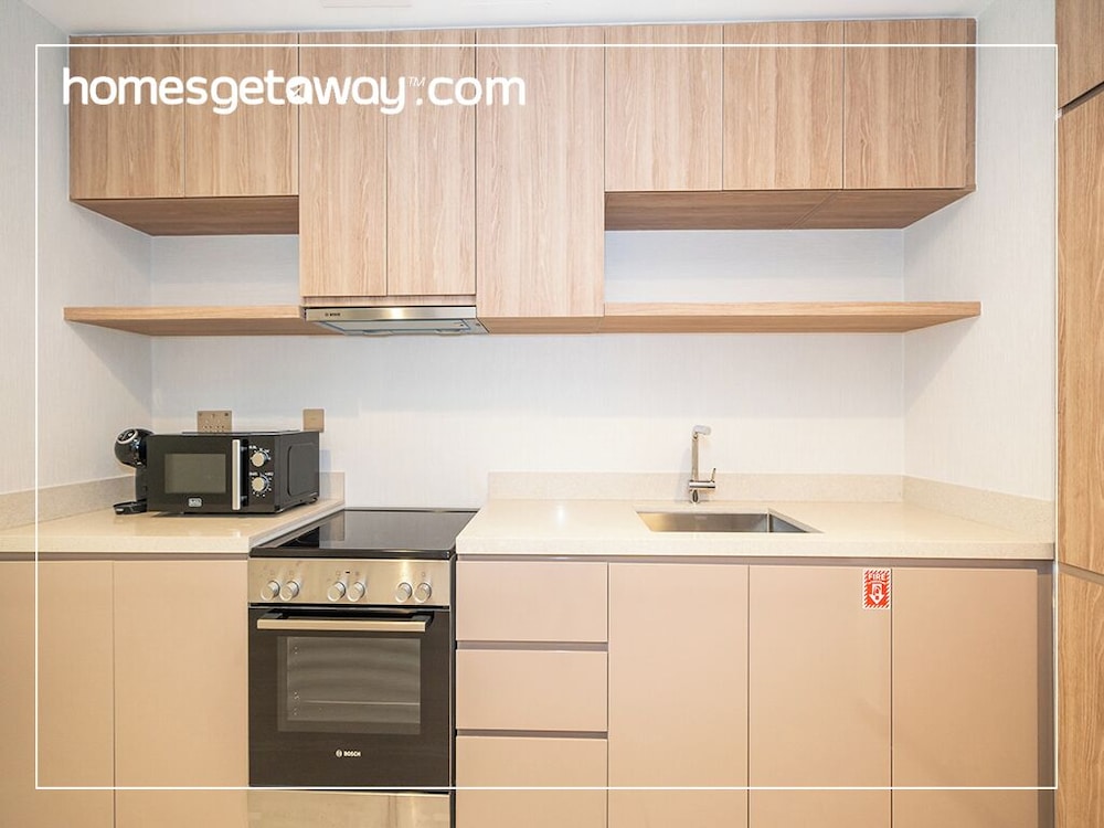 Bright & Beautiful 1BR at Missoni Urban Oasis