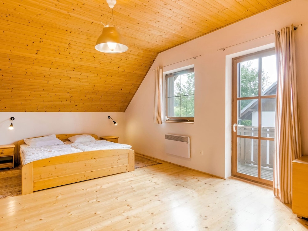 Holiday Home With a Convenient Location in the Giant Mountains for Summer & Winter view 5