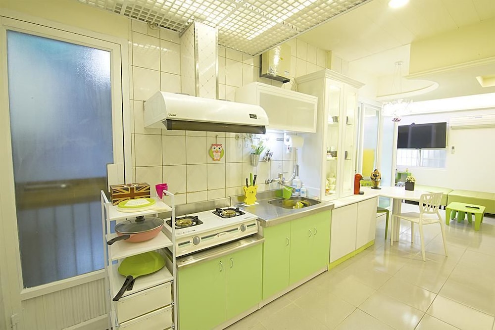Garden House- Tainan Station