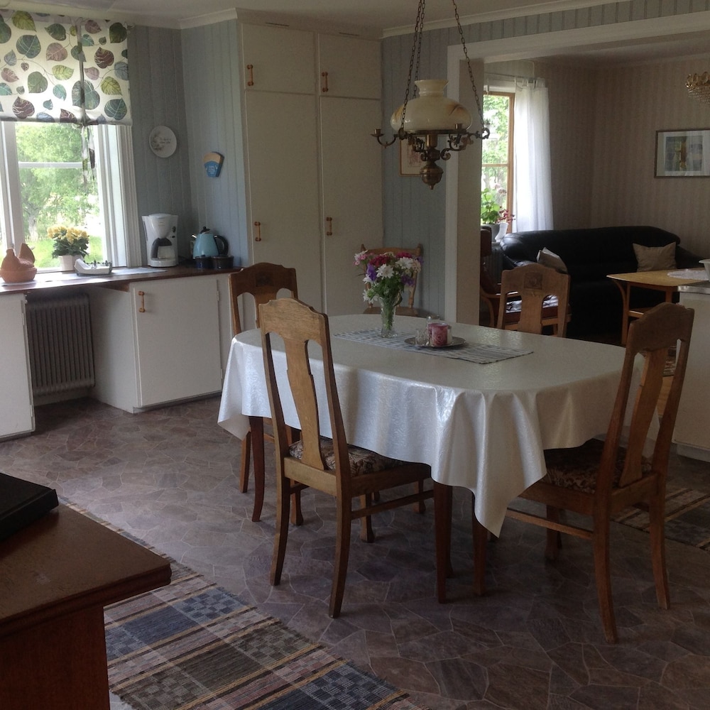 Åbro Herrgård B&B