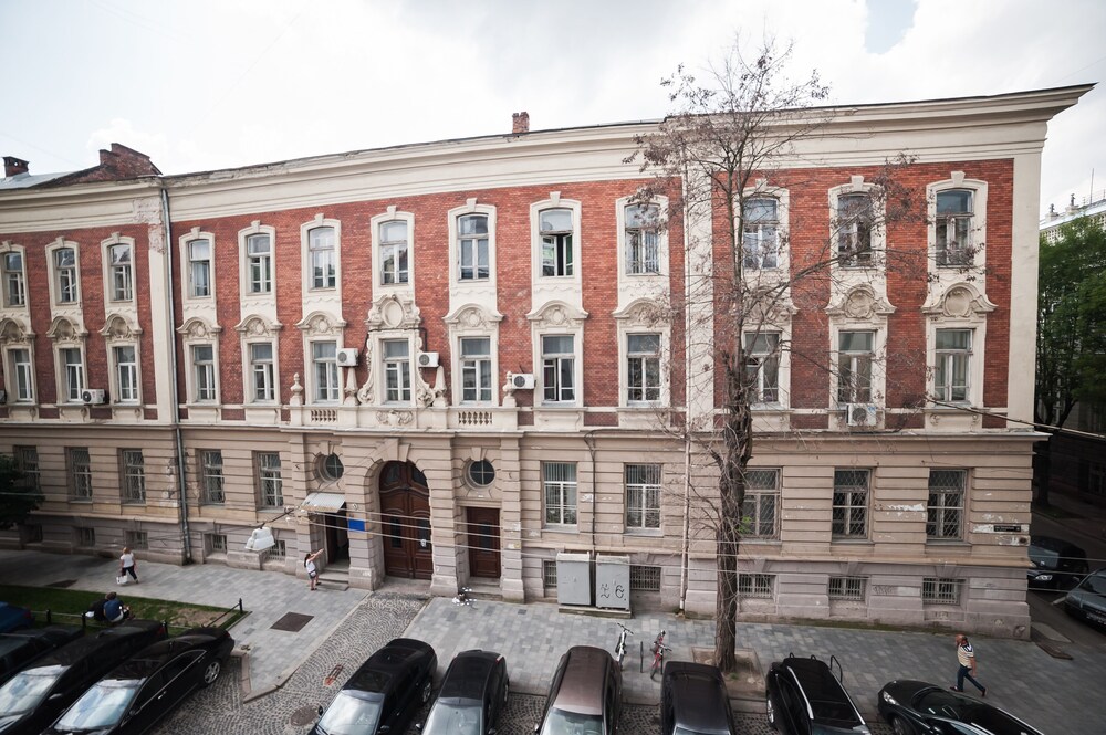ASAO Apartments Walking Center Zone