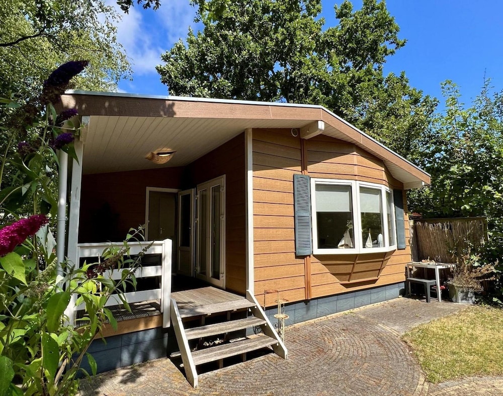Small Family Chalet Close to Beach