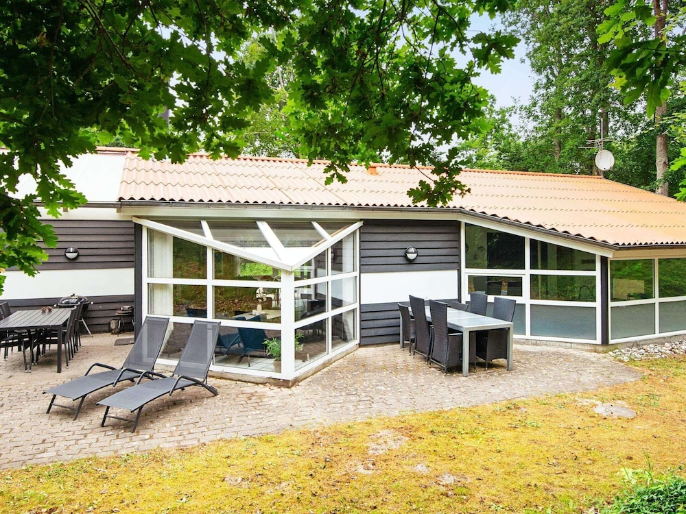 12 Person Holiday Home in Glesborg