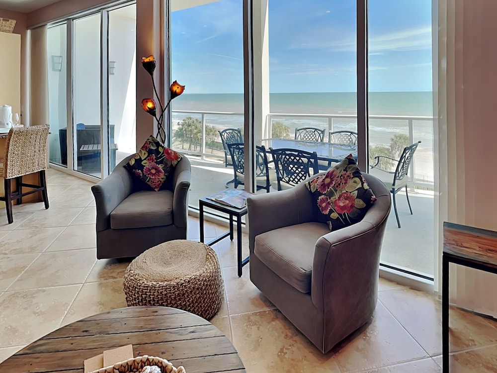 Western Waves by Ryson Vacation Rentals