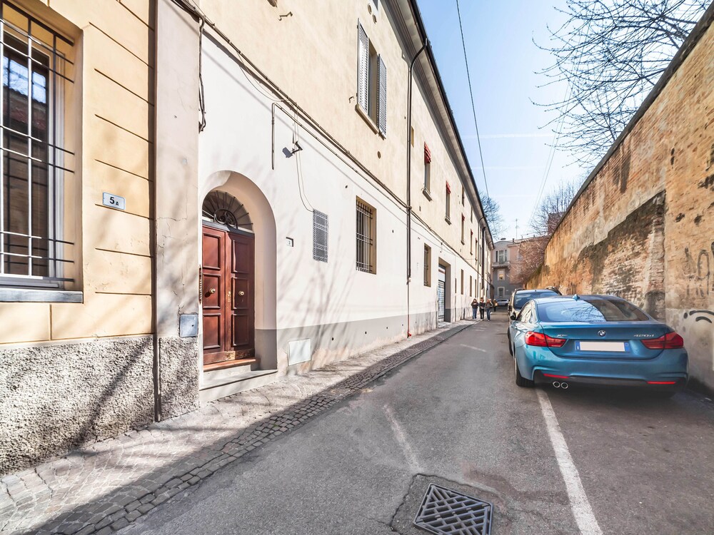 Studio flat - Vicolo Stradellaccio en Bologna
