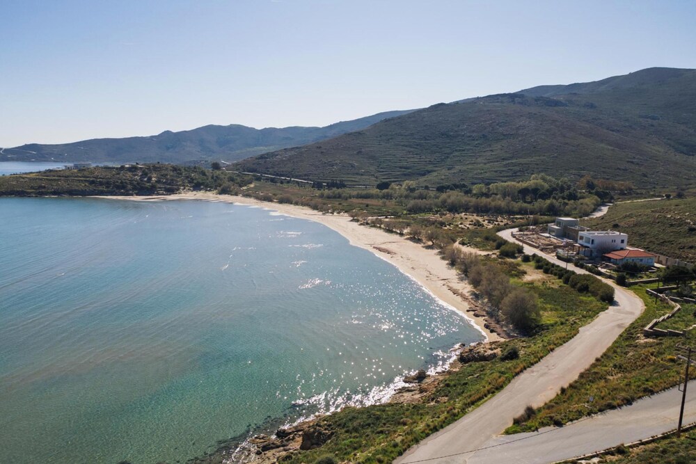 Luxurious Seafront Villa Karystos