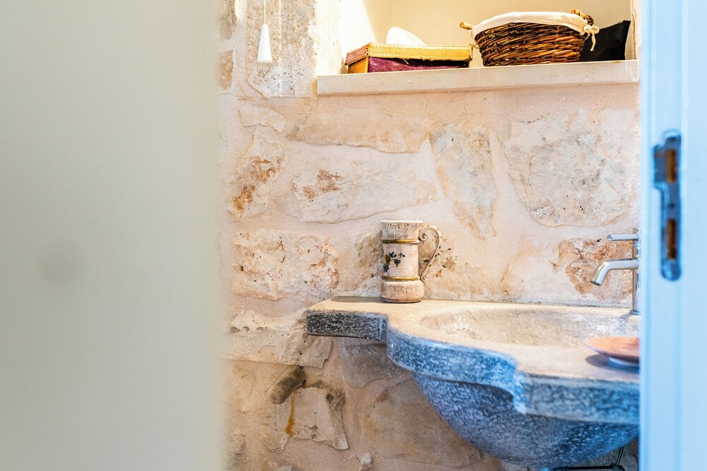 Sopra i Sassi intera o singoli trulli