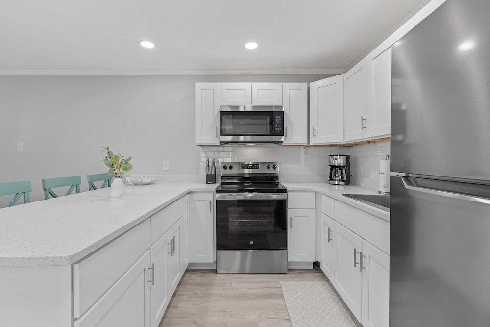 Flagler Suites 1