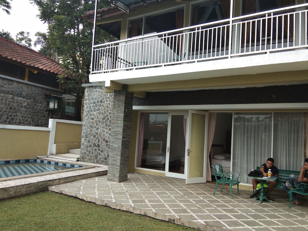 Photo 20