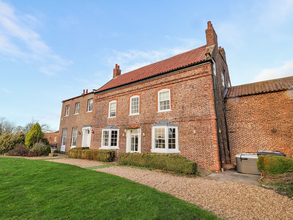Manor House