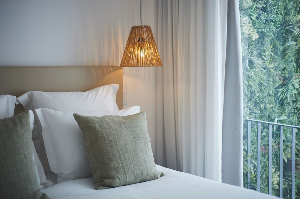 Borealis Lisbon Apartments - Bairro Alto.