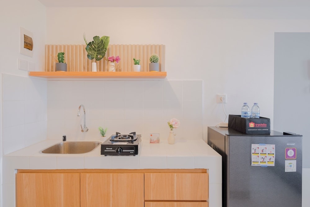 Comfort And Warm Studio At Tokyo Riverside Pik 2 Apartment