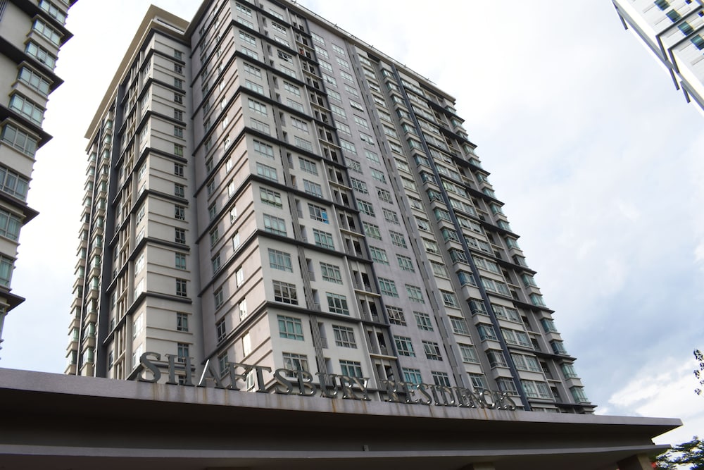 Shaftsbury Residences by Superhost photo 1