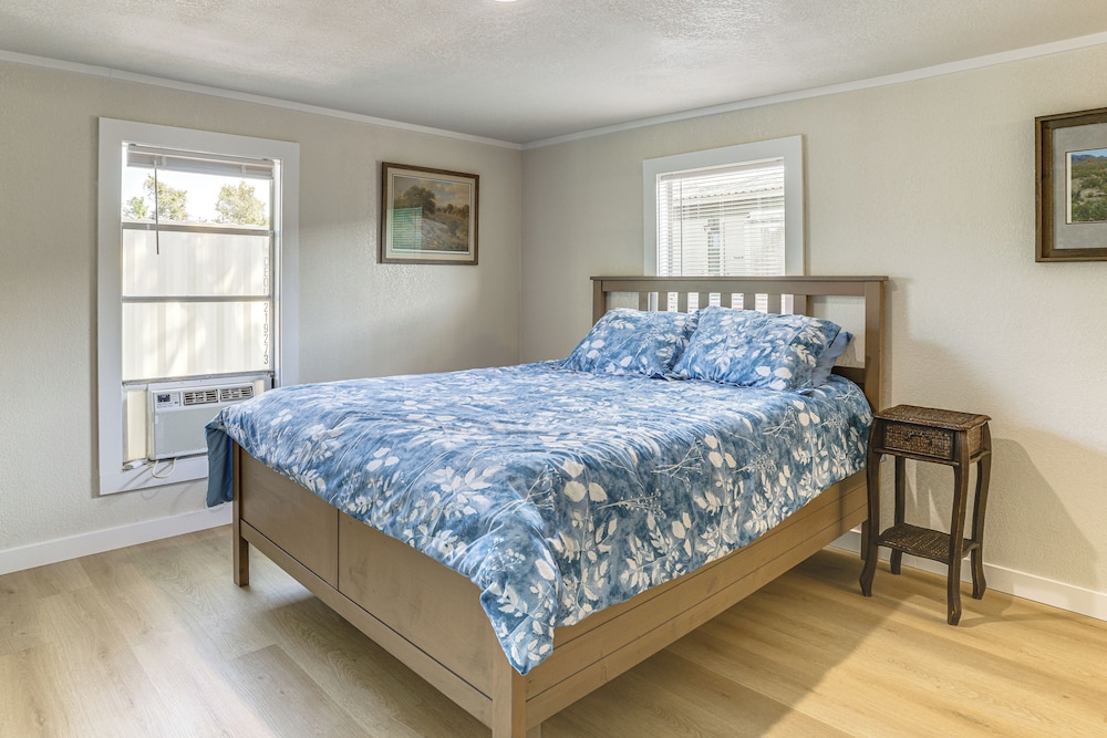 'crosby Huffman Hideaway' Serene Escape w/ Yard