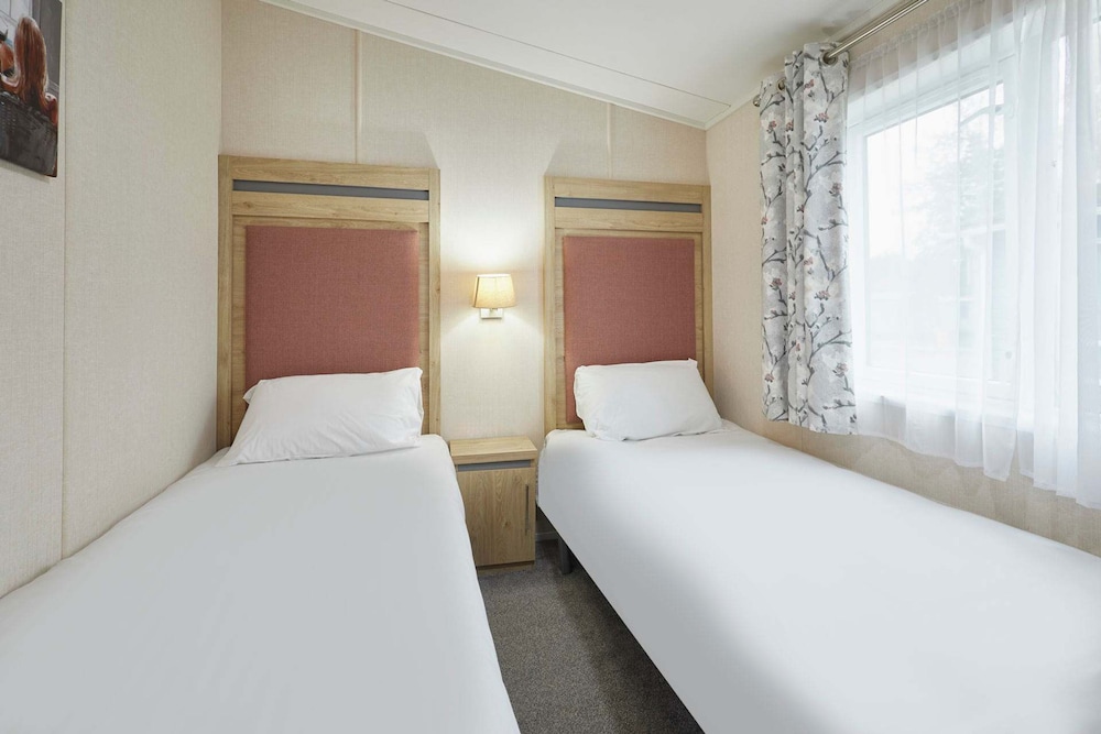 Host Stay Bluebell Lodge