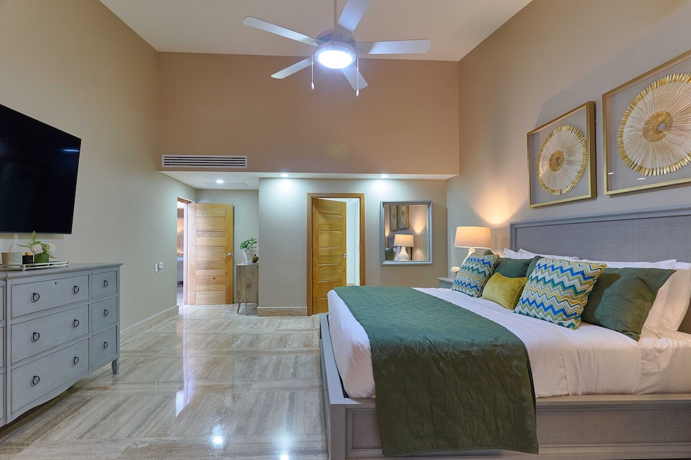 Costa Atlantica Beach Condos