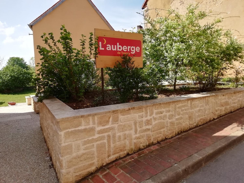 L'auberge de Treigny - Hostel