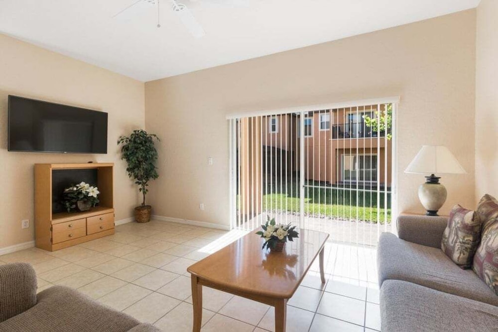 4br Townhome At Regal Oaks Resort Close To Disney 4 Bedroom Townhouse