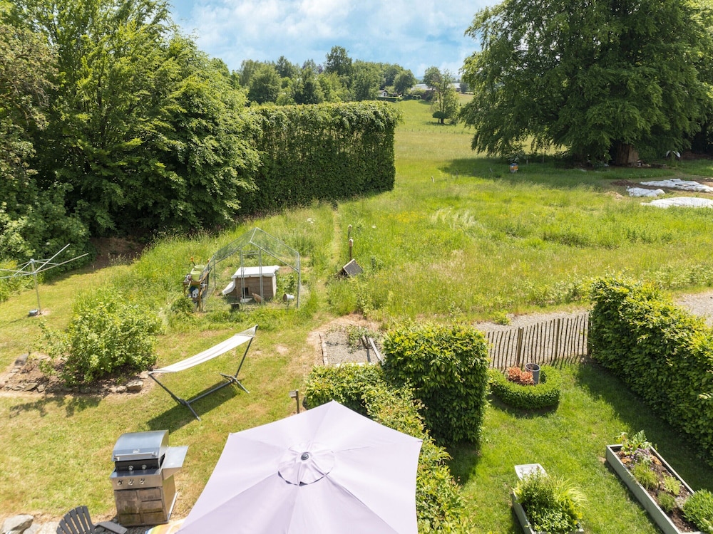Magnificent Holiday Home for 6 Adults in Xhoffraix