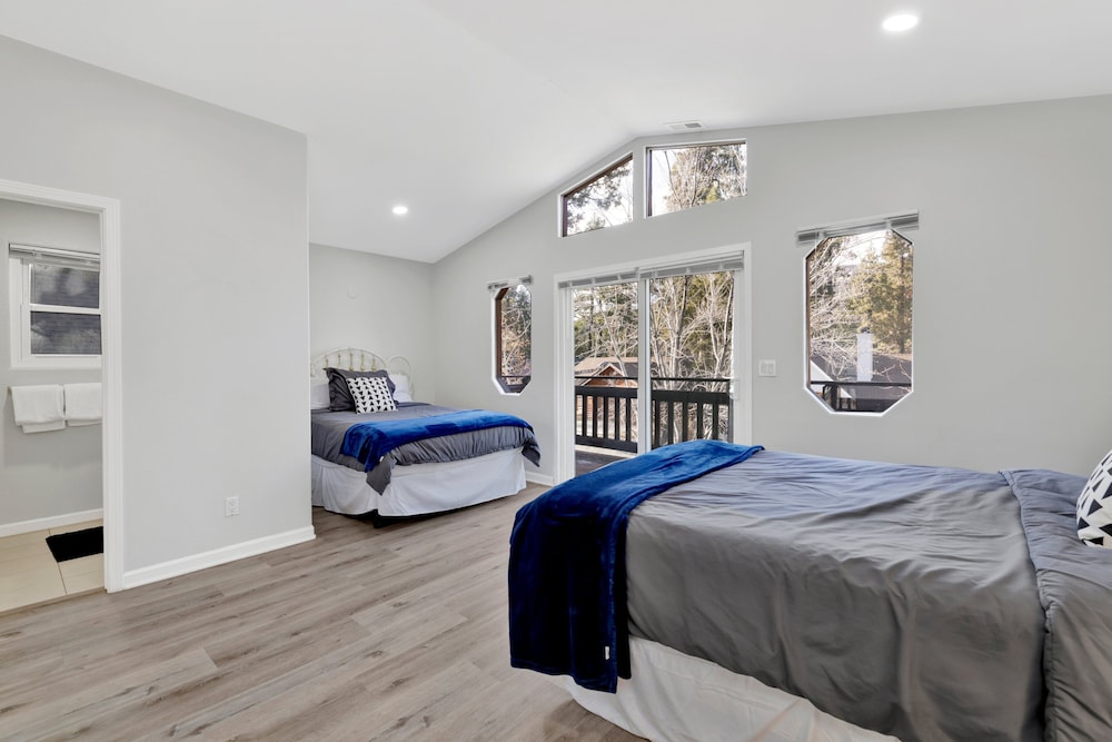 Mountain View Manor #2546