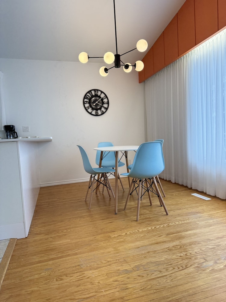 Hojo House Winnipeg - Image 2