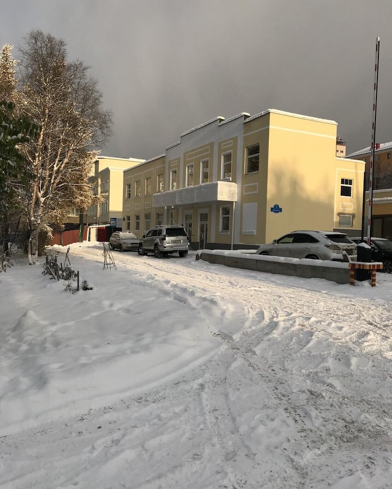 Photo 10