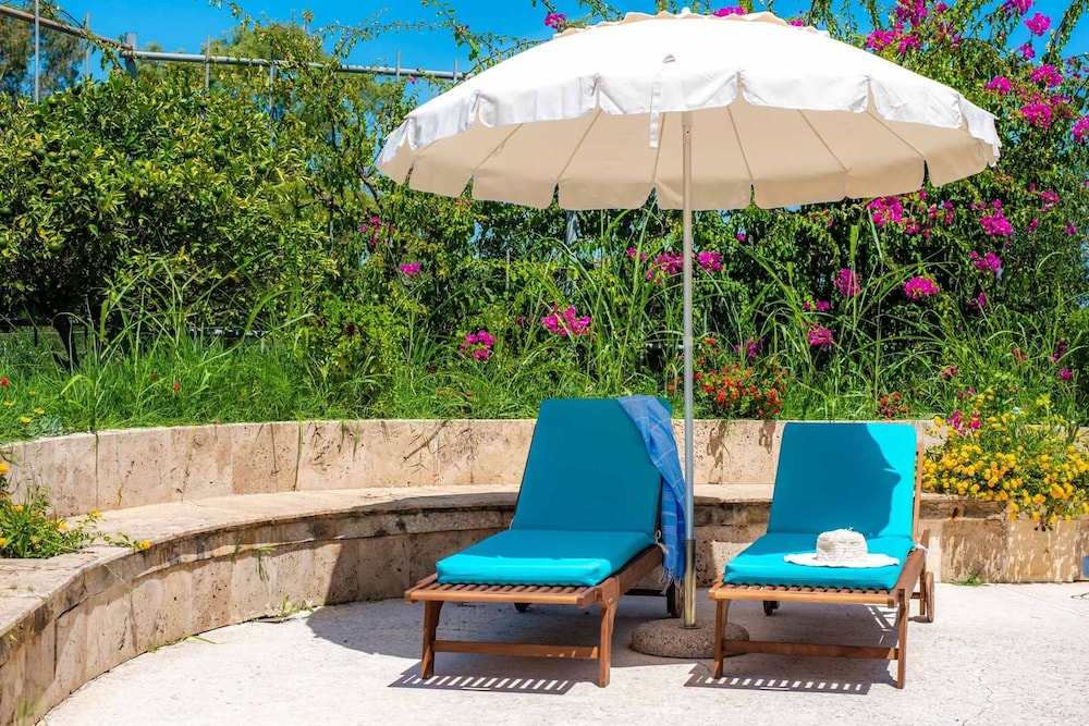 La Belle Villa - Family Retreat Magnificent View