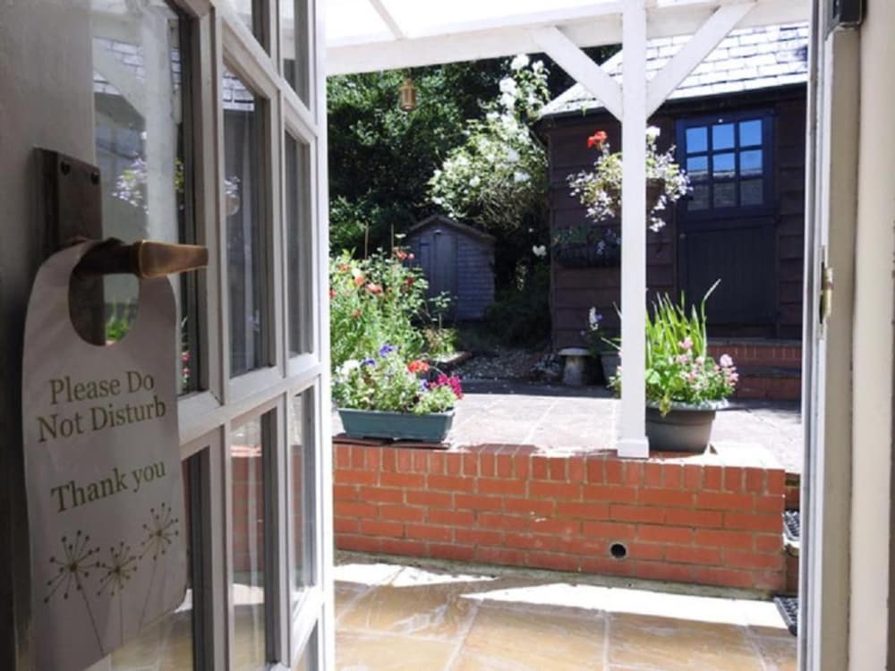 Otters' Green B&B