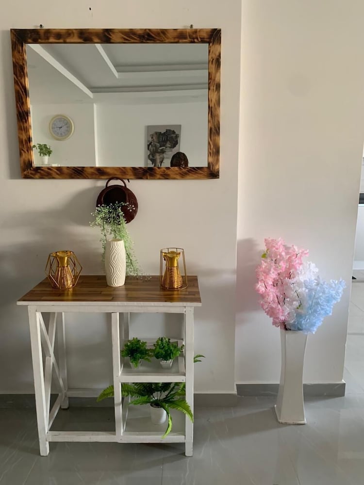 Lux Suites Aqua Gardens Nyali