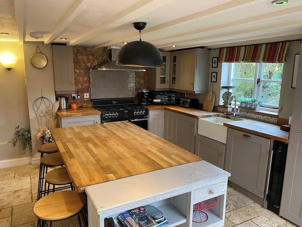 Stone Cottage Norfolk , Lovely Family Cottage