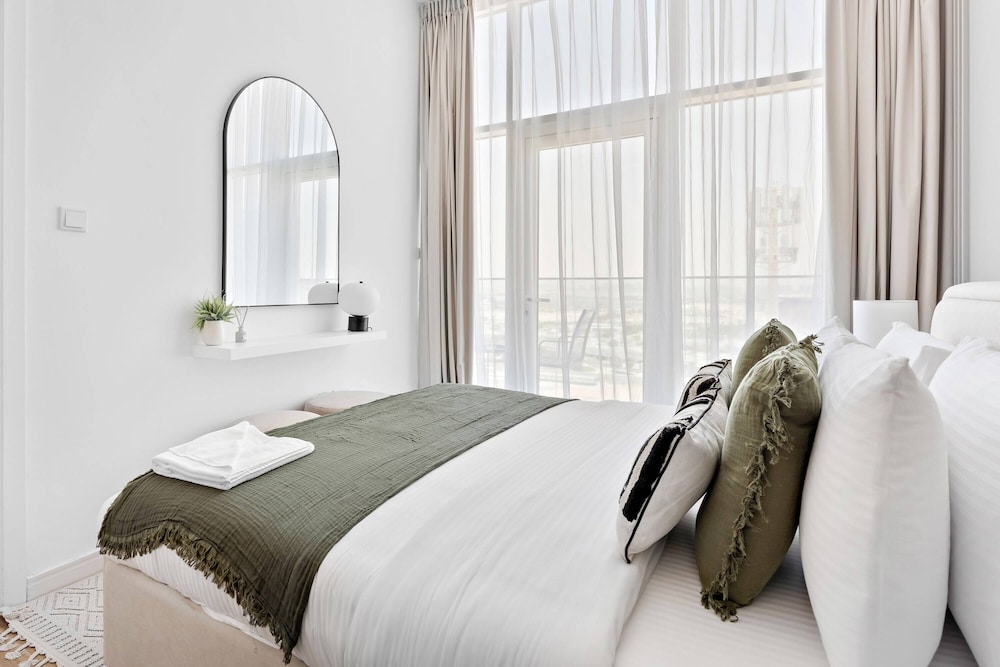 Abu Dhabi Vacations - Silkhaus Oasis Towers - Masdar City - Property Image 21
