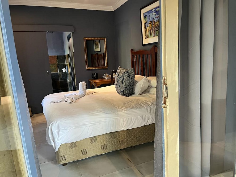 La Aurora Hotel like Home