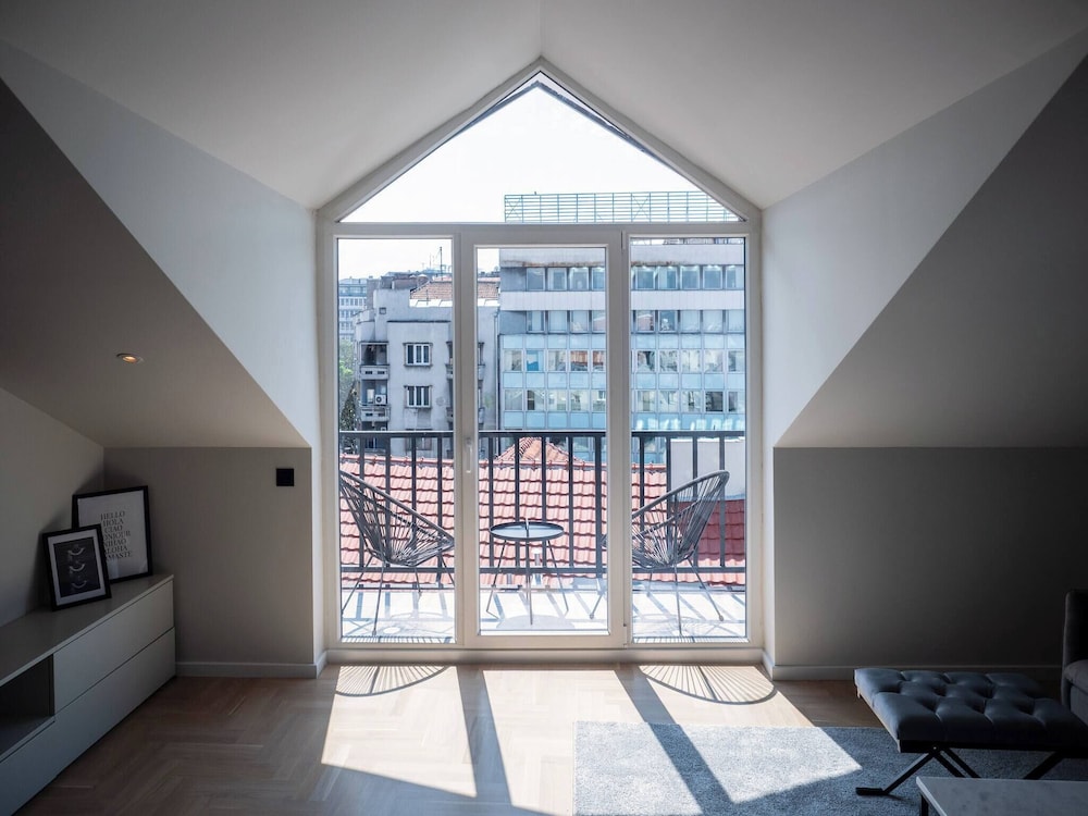 Residence Republic Square- Luxury at Top Location