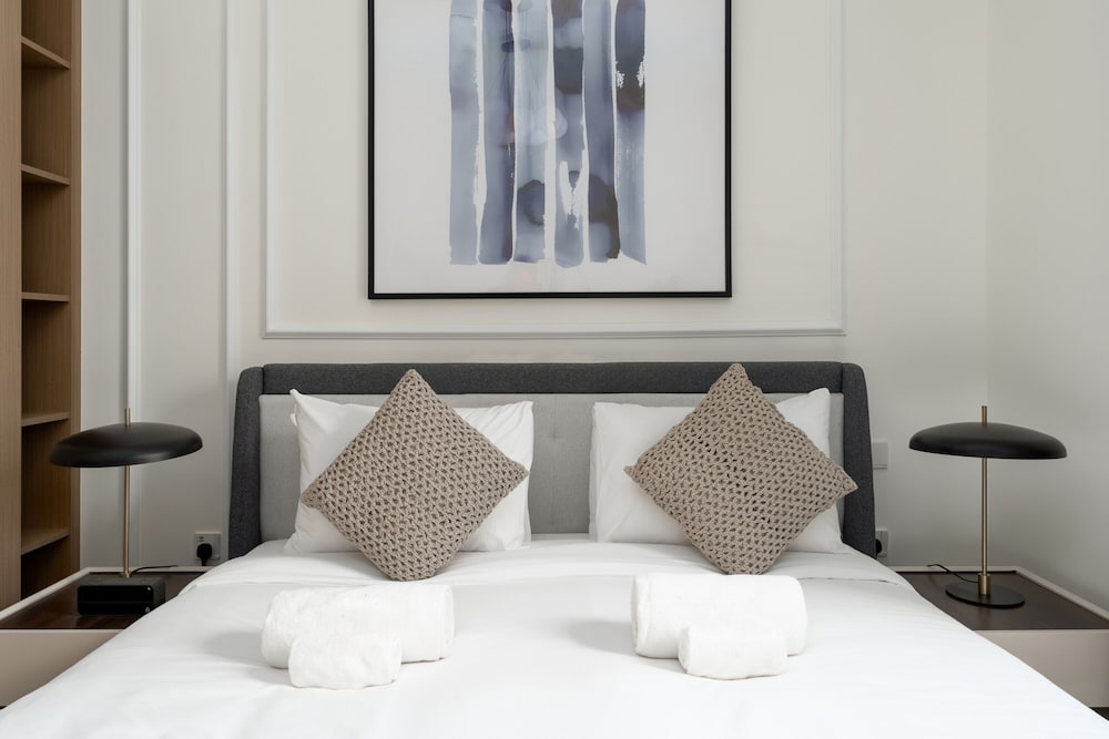 Maison Privee - Serene Hideaway w/ Top Facilities in Creek Beach