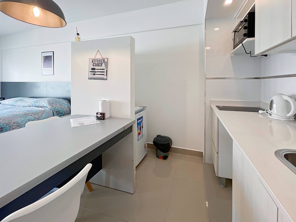 Ayres Suites Moreno