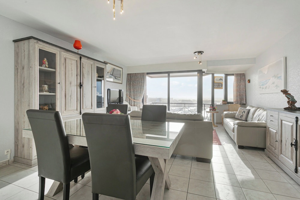 Apartment in Blankenberge With Views