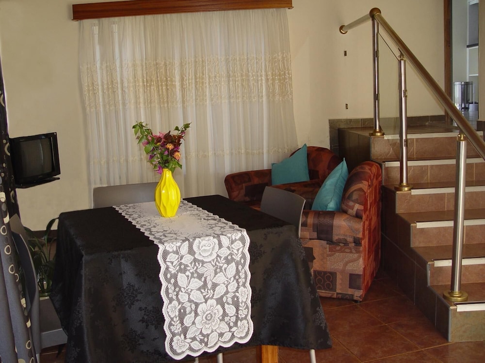 Esther's Lodge