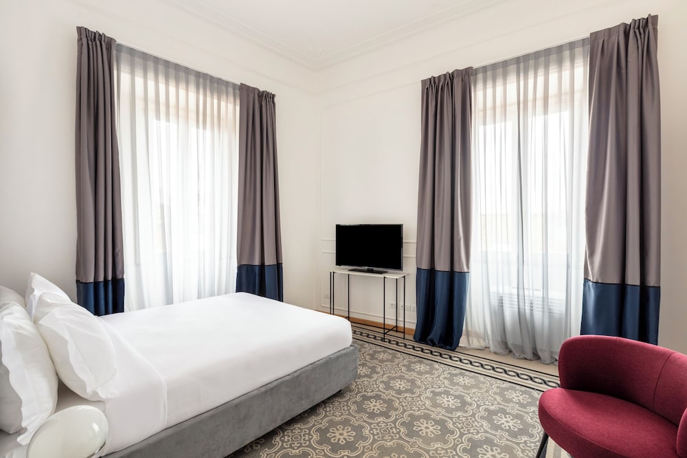 SJR Luxury Apartment Trevi Fountain