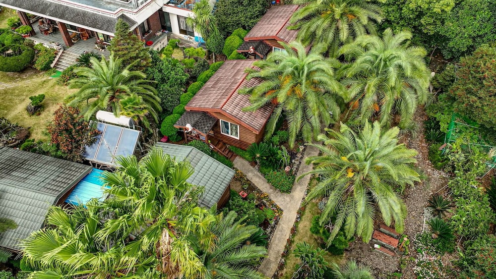 Valley Log Pension