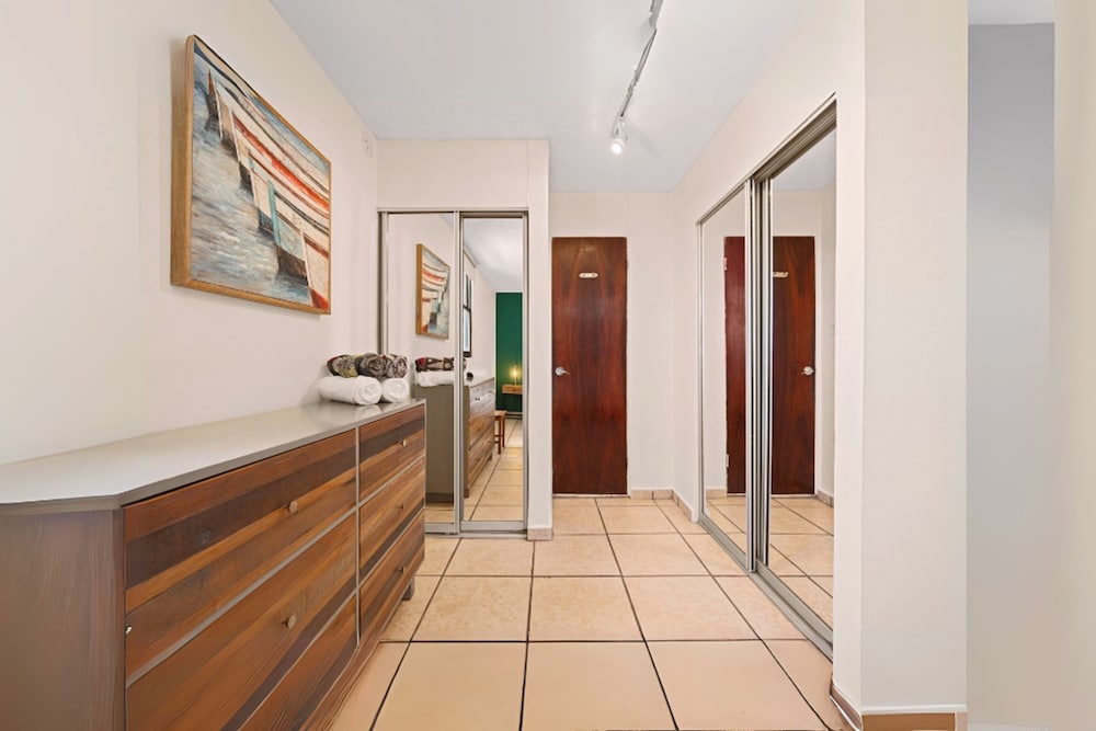 Otium Stay Steps From the Beach City Views Pet Friendly