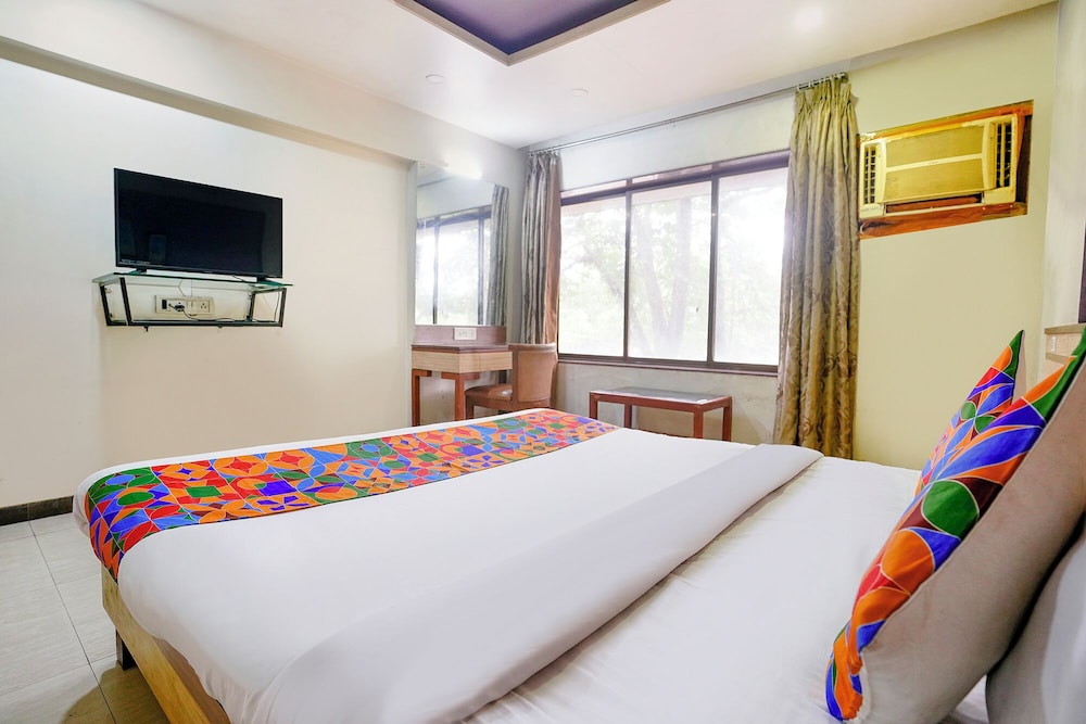 Fabhotel Guru Heritage